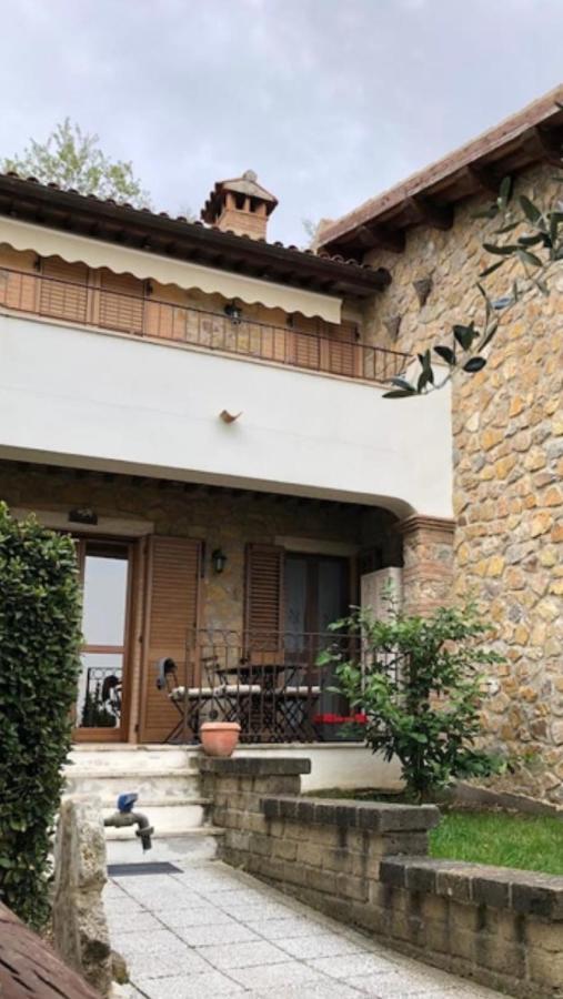 Il Poggio Da Leo Daire Capanne Dış mekan fotoğraf